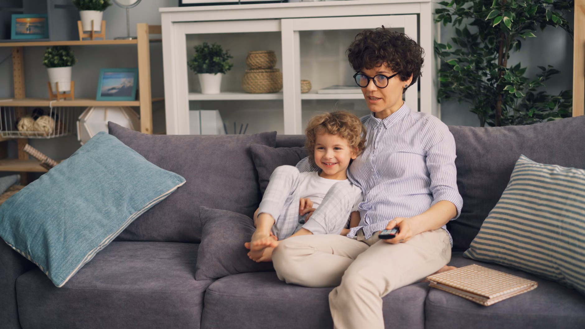Conceptual art representing the power of pausing in parenting.