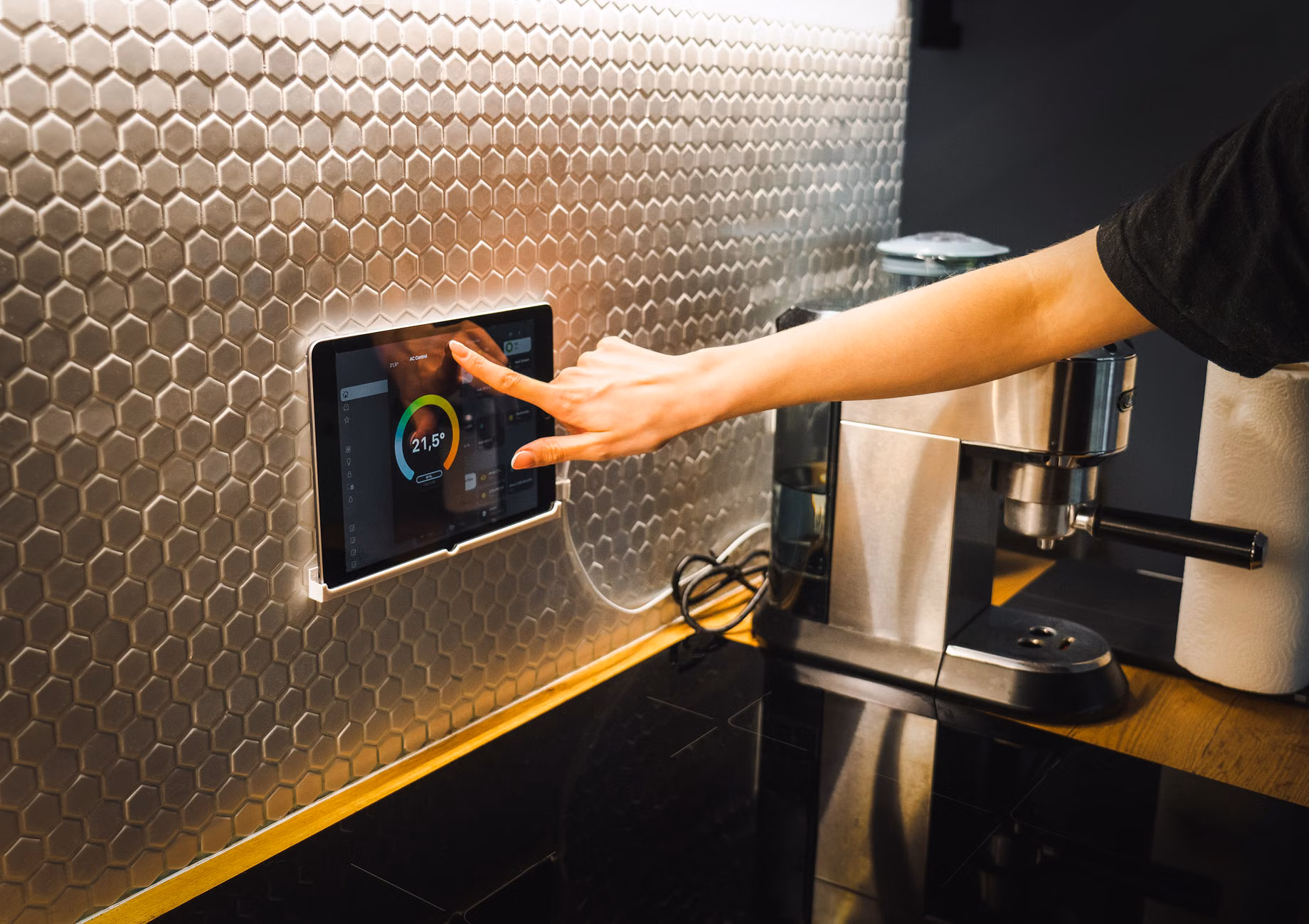 Tablet controlling smart home lighting